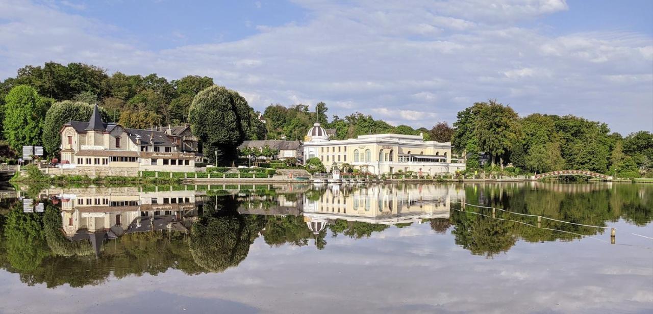 Studio Avec Superbe Vue 5Min A Pied Des Thermes Bagnoles de l'Orne Normandie Exterior photo