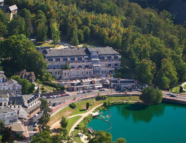 Studio Avec Superbe Vue 5Min A Pied Des Thermes Bagnoles de l'Orne Normandie Exterior photo